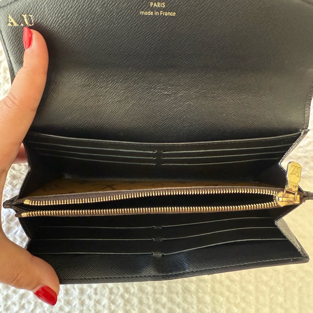 Louis Vuitton Giant Reverse Monogram Wallet - Picture 4 of 5